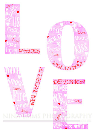 P.I.N.K.L.O.V.E (portrait)